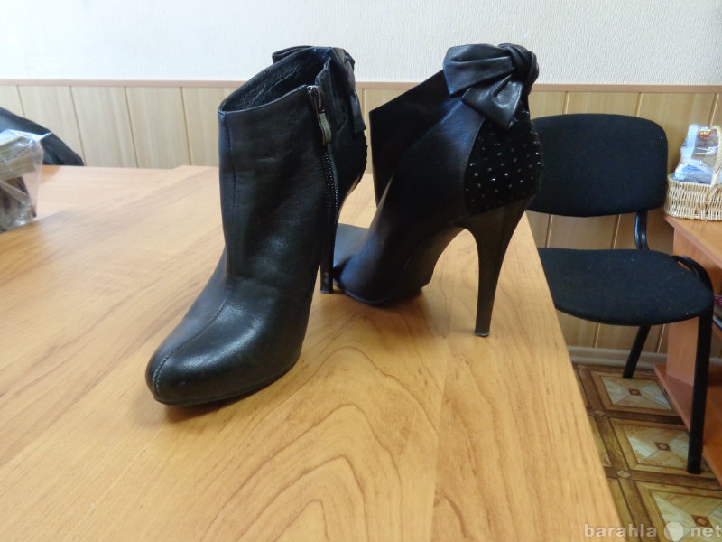 Продам: ботинки на каблуках
