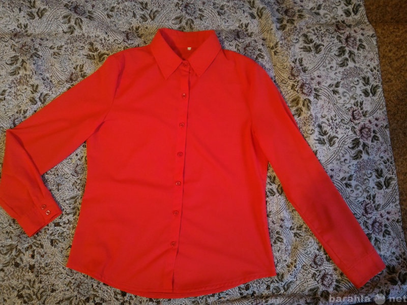 Продам: Продам красную рубашку