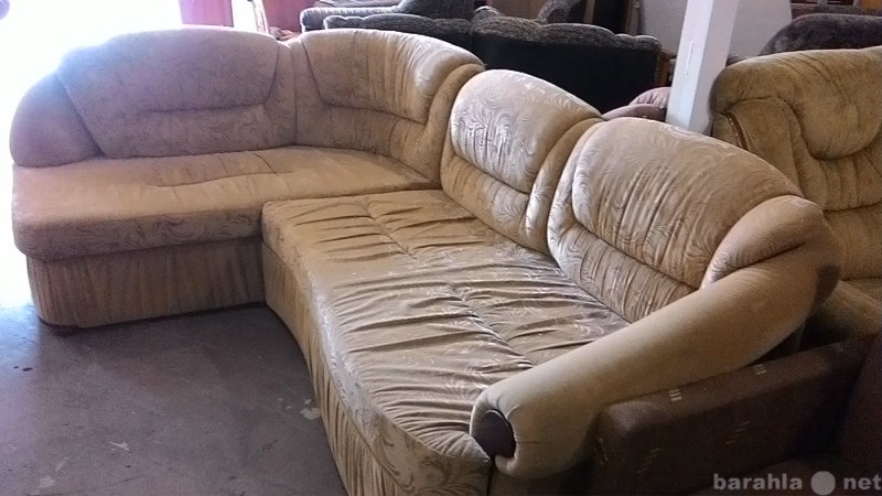Продам: Угловой диван БУ с доставкой