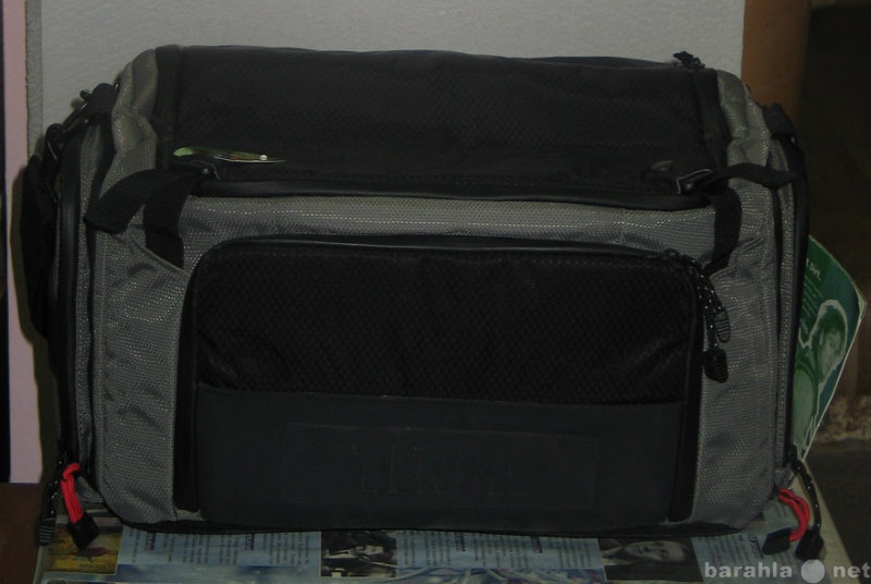 Продам: TENBA  Shoulder Bag-Large-silver/black