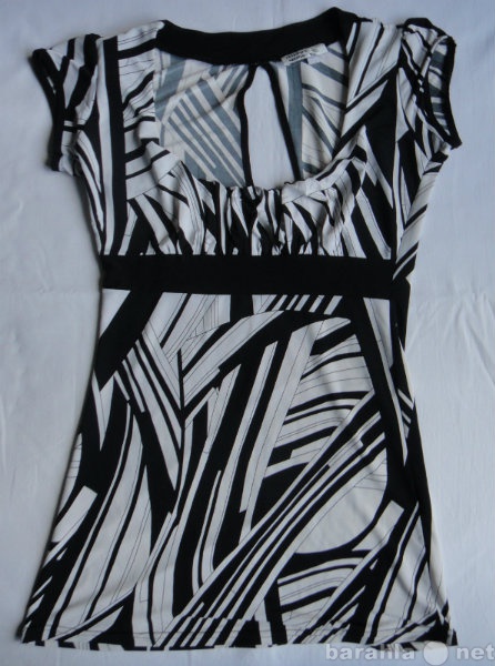Продам: Платье трикотажное короткое (туника)