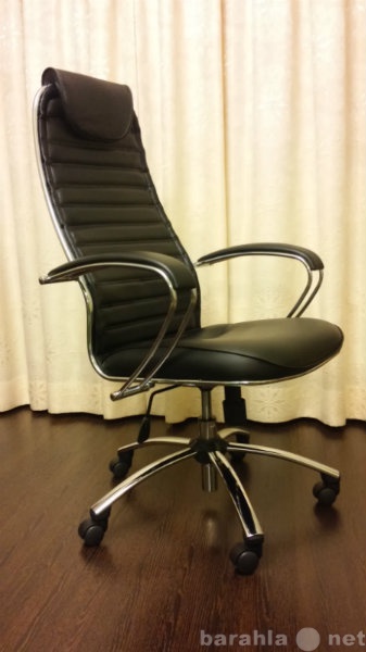 Продам: Кресло руководителя / офисное кресло