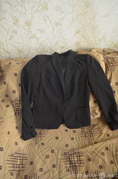 Продам: Пиджак черный