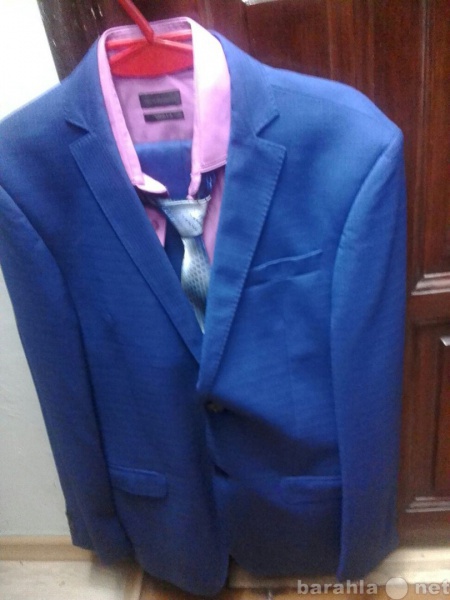 Продам: Мужской костюм синего цвета