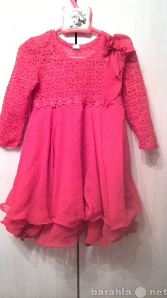Продам: Платье для девочки 4-5 лет.