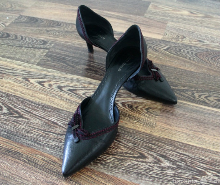 Продам: Итальянские женские туфли
