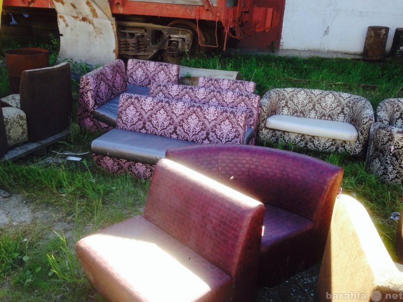 Продам: диваны столы стулья