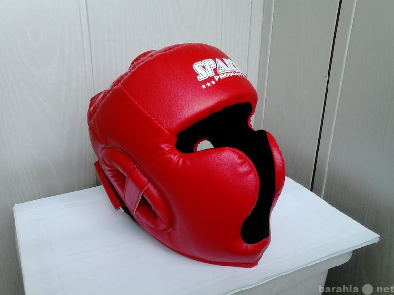 Продам: шлем, перчатки боксерские