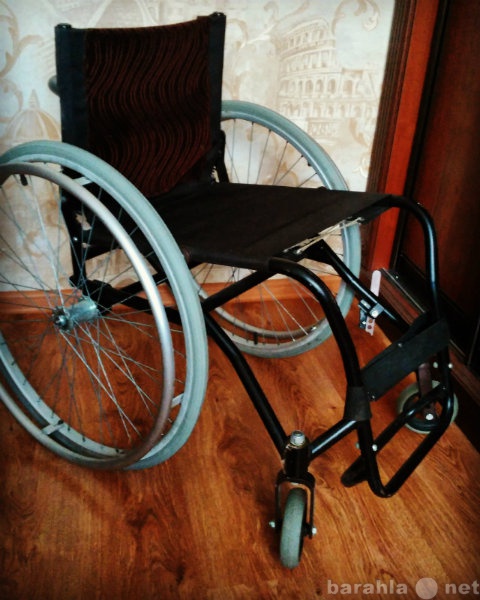 Продам: Коляска для инвалида - активка