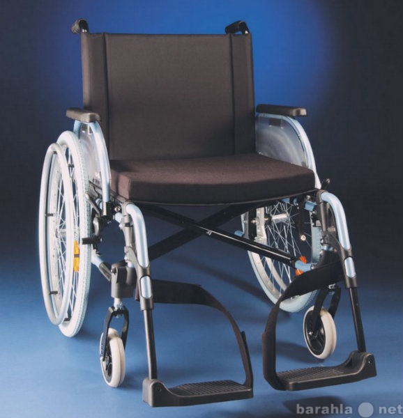Продам: Инвалидную коляску