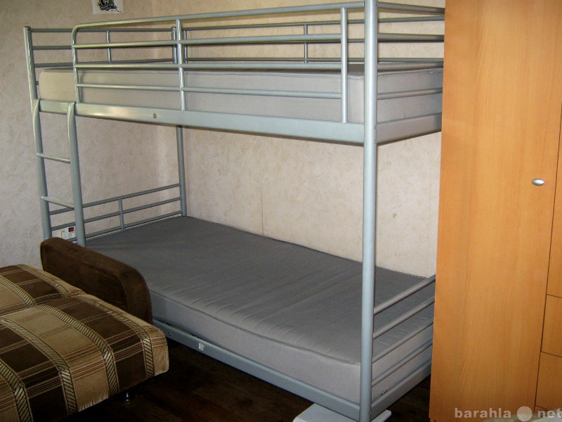 Продам: 2-ярусная металлическая кровать