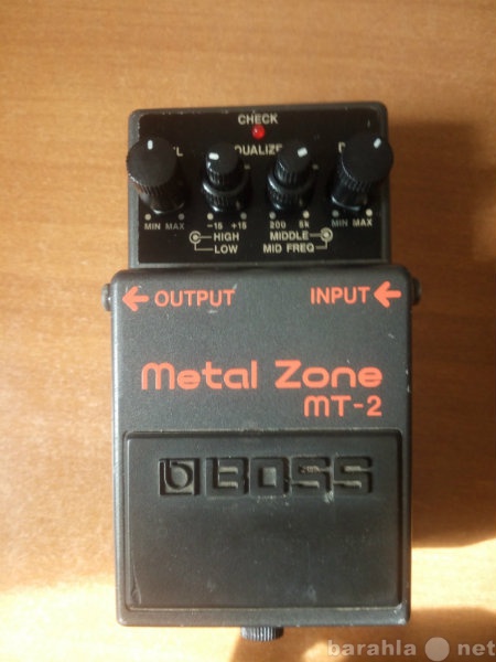 Продам: Педаль эффекта дисторшн Boss MT-2