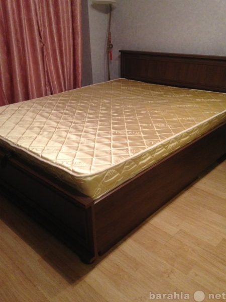Продам: кровать 1600х2000 с подъемным механизмом