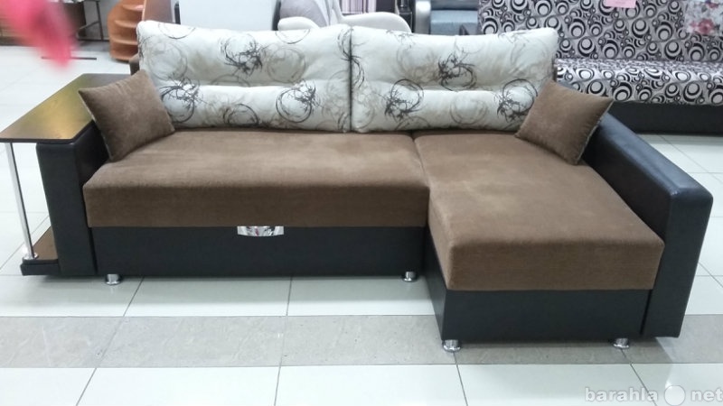 Продам: Угловой диван "Влада-Комплект