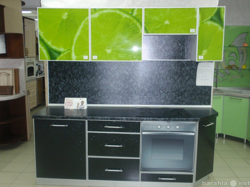 Продам: Образец кухонного гарнитура 2,1м