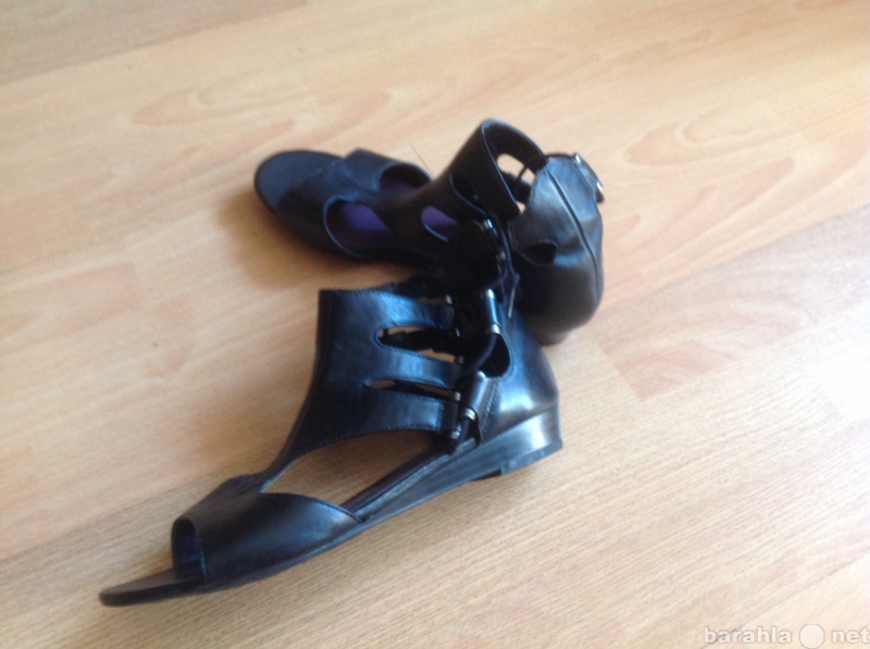 Продам: Женские босоножки-сандалии