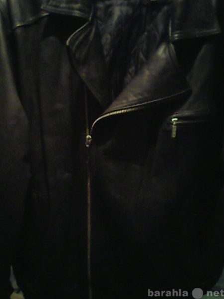 Продам: Мужская кожаная куртка, осень-зима