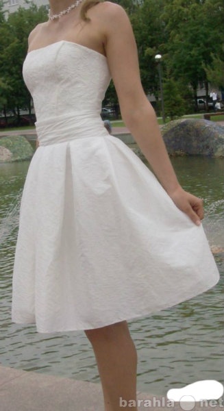Продам: Платье с корсетом. Вечернее, свадебное.