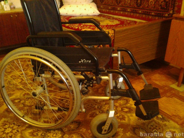 Продам: инвалидное кресло-коляску