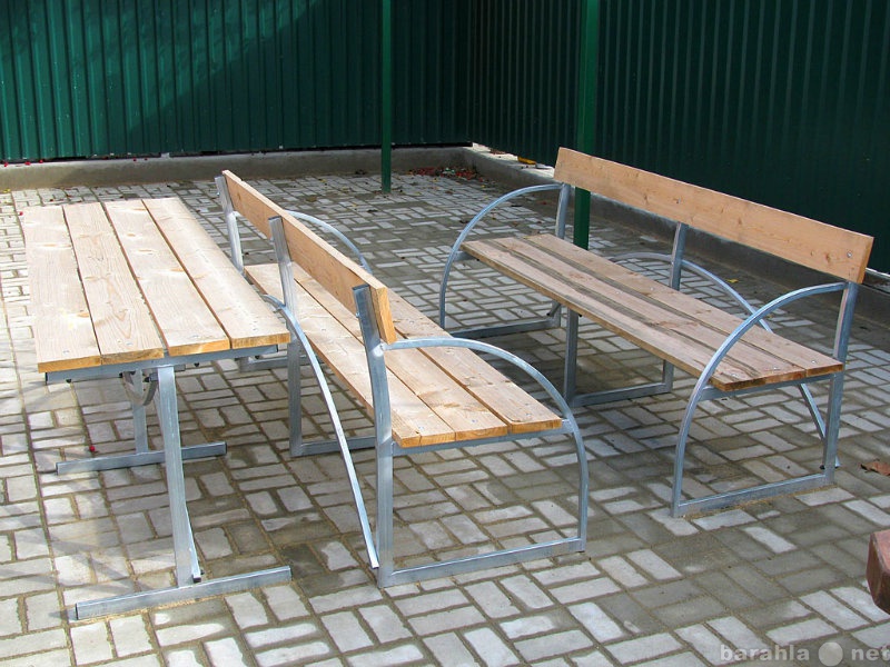 Продам: Садовые скамейки и столик
