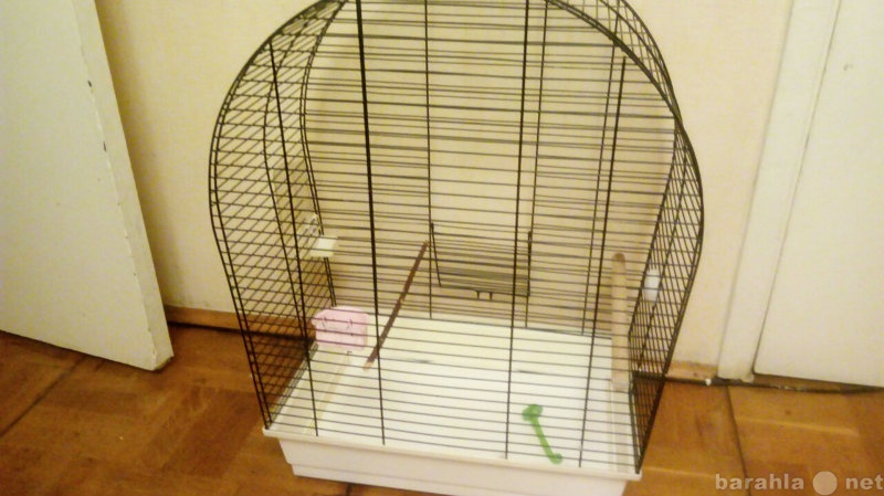 Продам: клетка для попугаев большая
