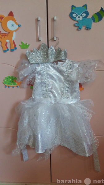 Продам: комплект платье и диадема "Снежинк