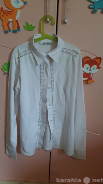 Продам: школьная белая блузка рост 158