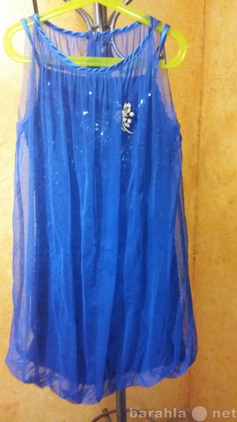Продам: платье летнее ярко-синее рост 134-140