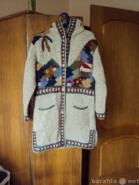 Продам: продам  вязанное пальто для мерзлячки