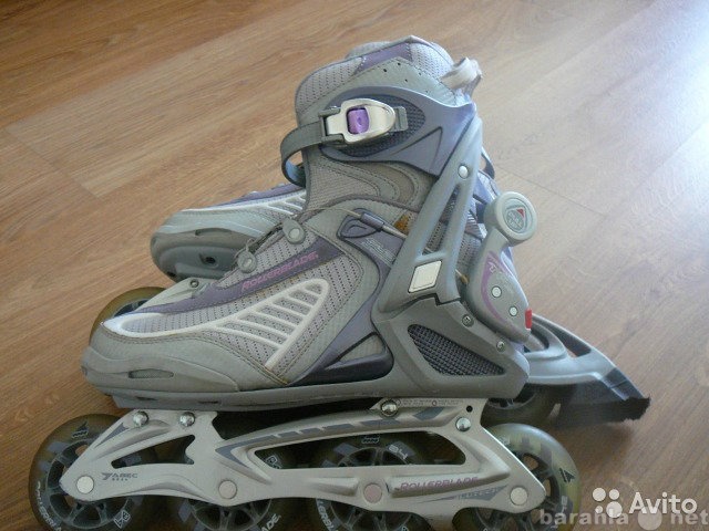 Продам: Роликовые коньки Rollerblade р-р 40