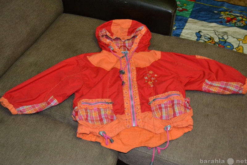 Продам: детская курточка осень-весна