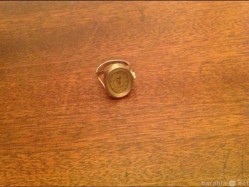 Продам: колцо часы чайка 1960г, позолочени