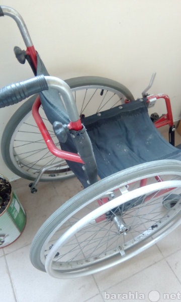 Продам: Инвалидная коляска