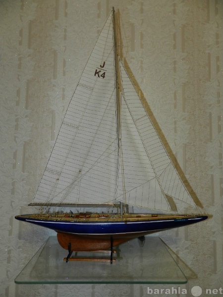 Продам: Модель яхты ENDEAVOUR