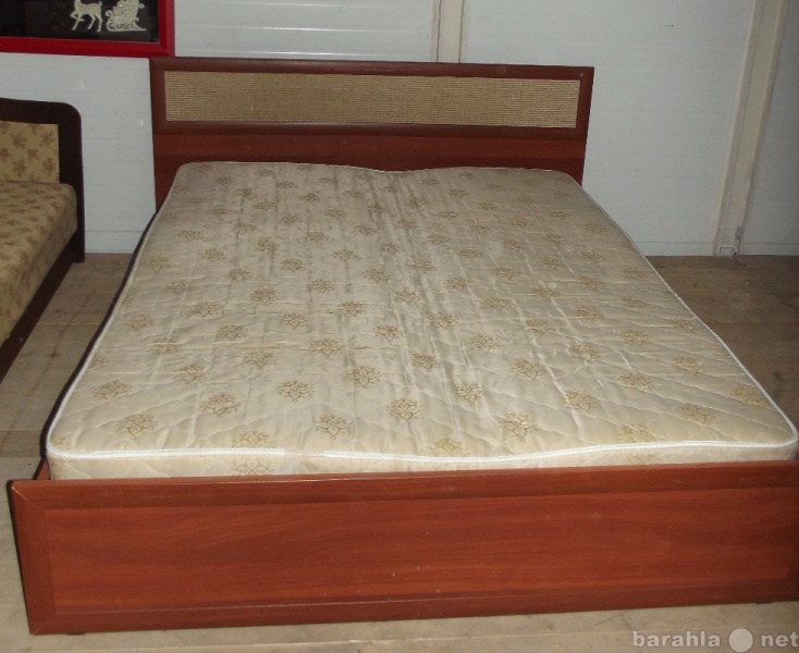 Продам: Кровать 160х200 с матрасом и доставкой