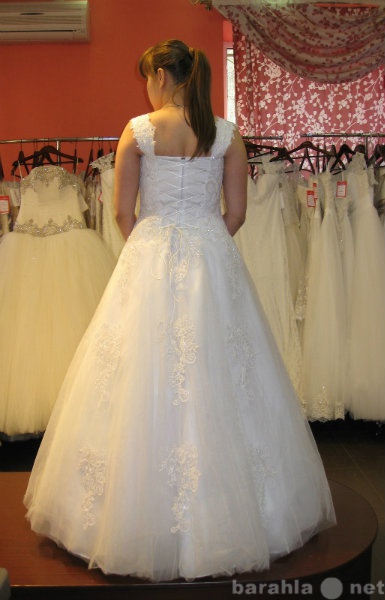 Продам: Свадебное платье А-силуэта