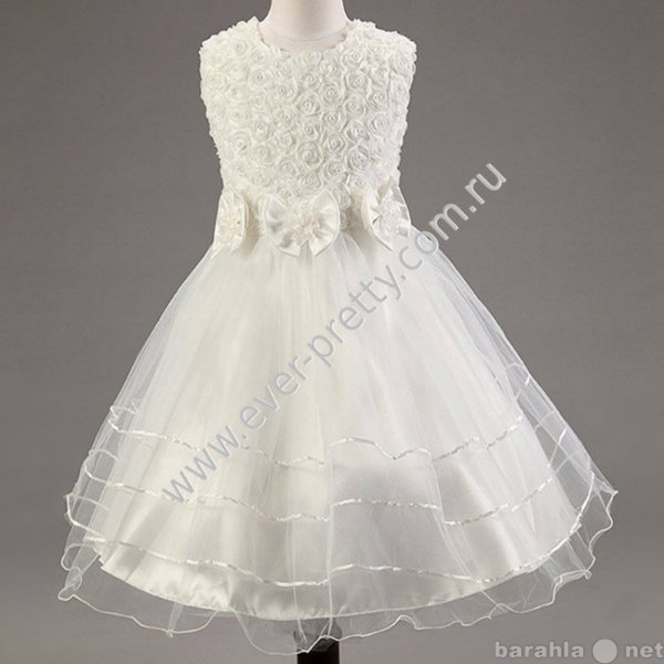 Продам: Детское платье белое многослойное