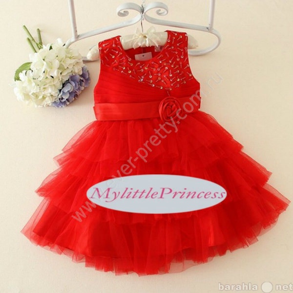 Продам: Детское платье красное с бисером