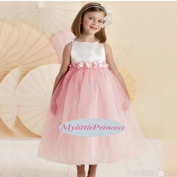 Продам: Детское платье розовое нарядное