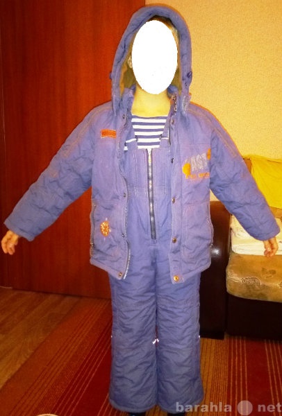 Продам: Зимняя куртка + комбинезон на мальчика