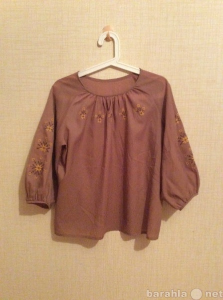 Продам: Самодельная блузка с вышивкой