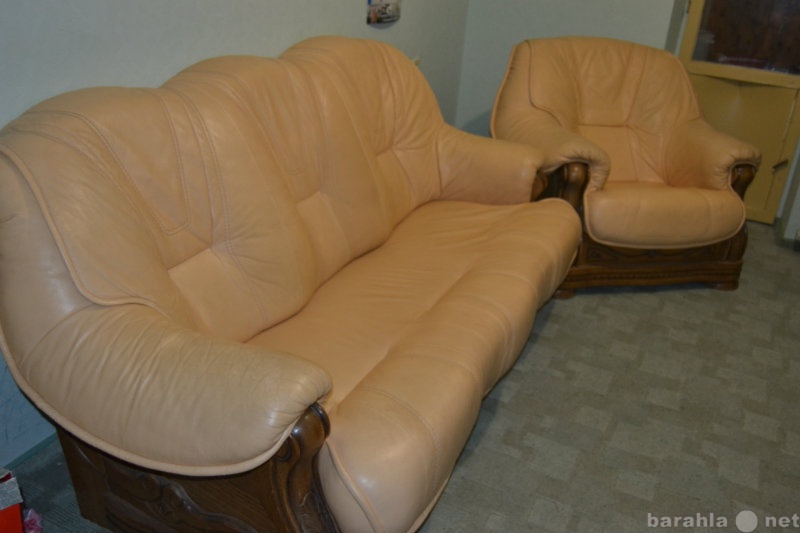 Продам: Набор мягкой мебели, диван, кресло