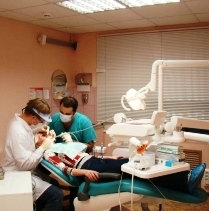 Предложение: Отбеливание зубов стоматология