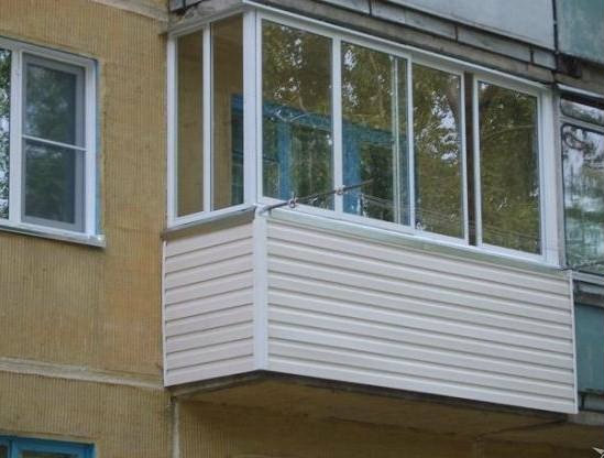 Предложение: Остекление балконов достаточно дёшево