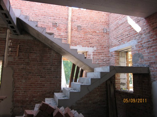 Предложение: Строительство монолитных лестниц