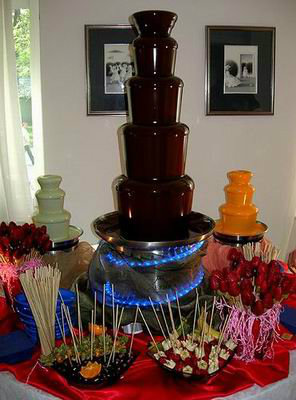 Предложение: Большой шоколадный фонтан 1 метр высотой