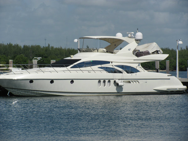 Предложение: Яхта 44 и 36 футов, Новый год в Майами!