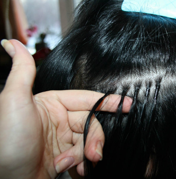 Предложение: Коррекция и окрашивание наращенных волос