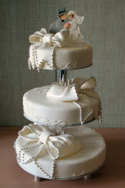 Предложение: Эксклюзивный торт на  свадьбу.