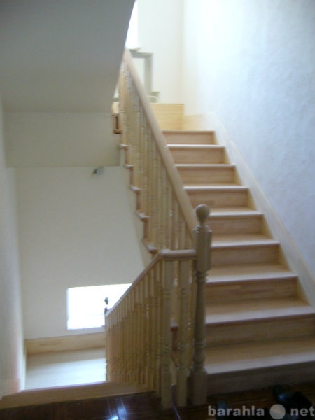 Предложение: Установка лестницы из дерева